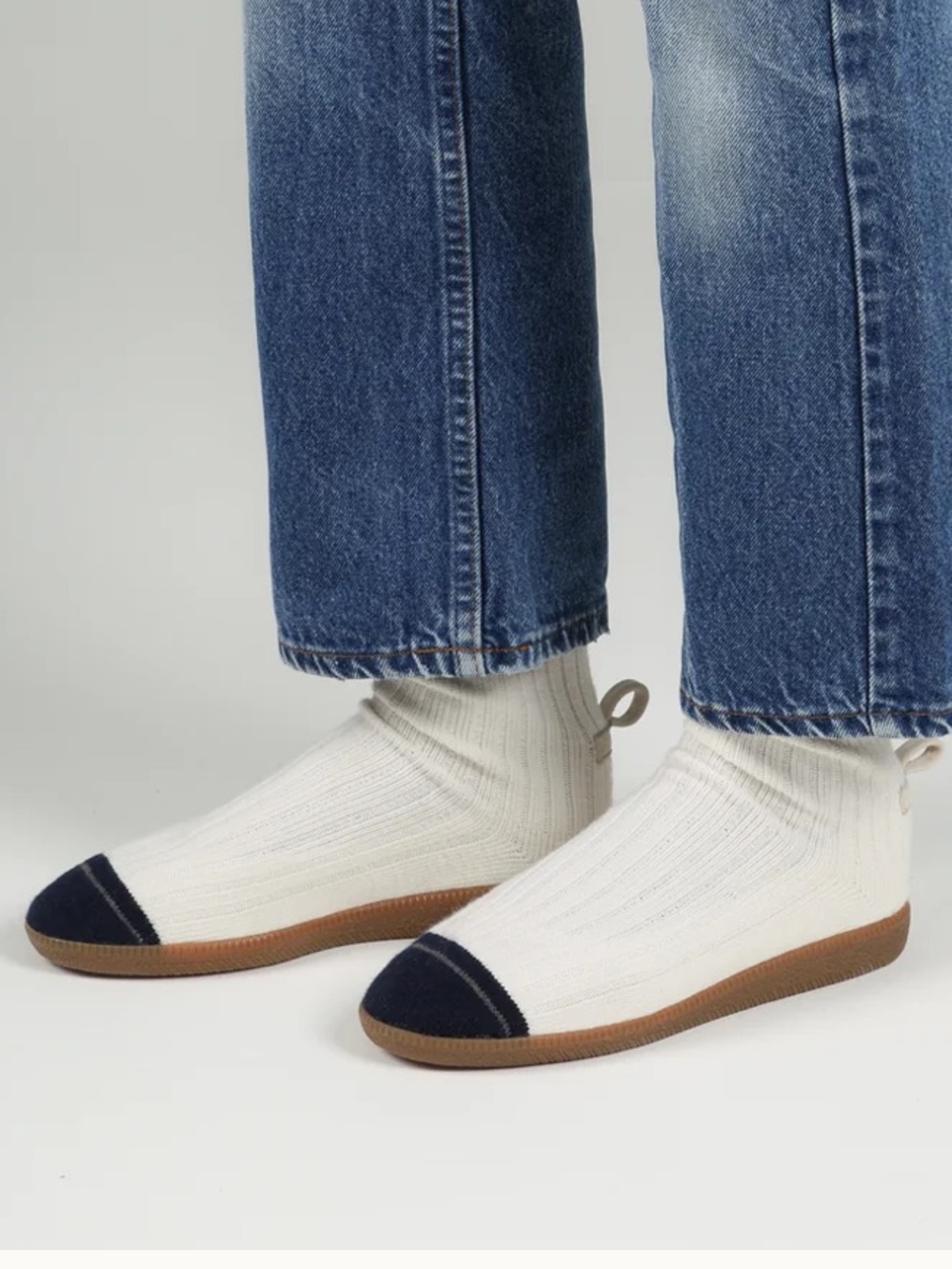 White Knit Slip-On Athletic Shoes with Navy Toe